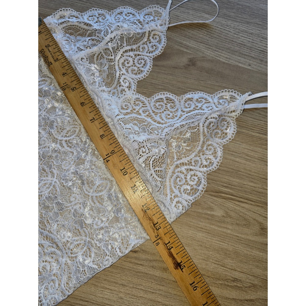 Women's White Lace Bralette Cami Top Sheer Floral Scalloped Hem - Picture 3 of 5